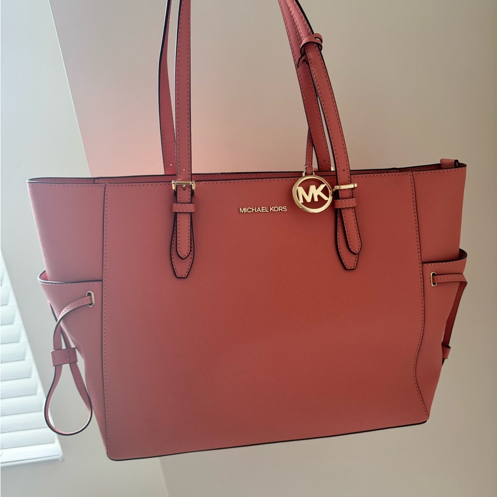 Michael Kors Jet Set Travel Tote – Coral – Brand New, Never Used